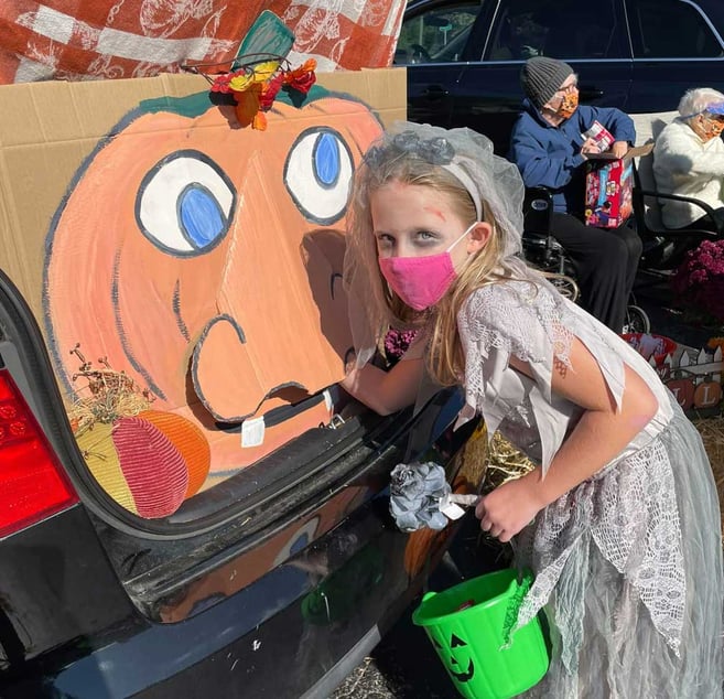 Birches-Assisted-Living-and-Memory-Care-Trunk-and-Treat-Event.8